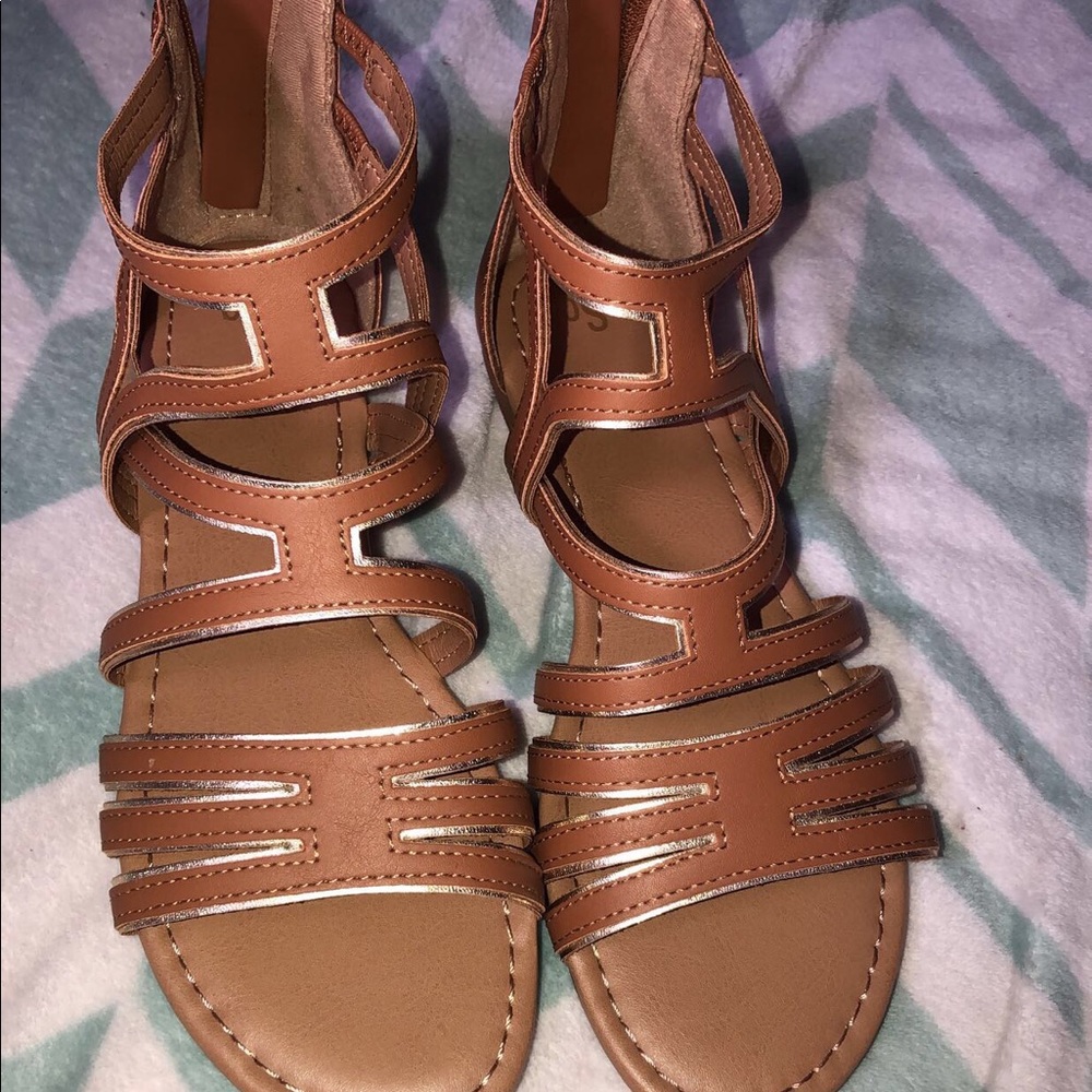 SHOES size 6